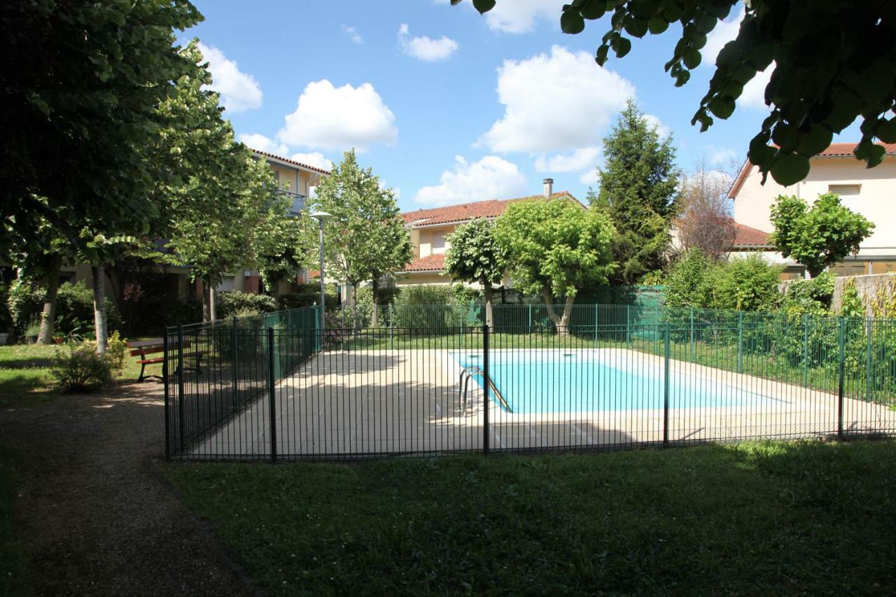 Apartamento Lespinet Toulouse Exterior foto