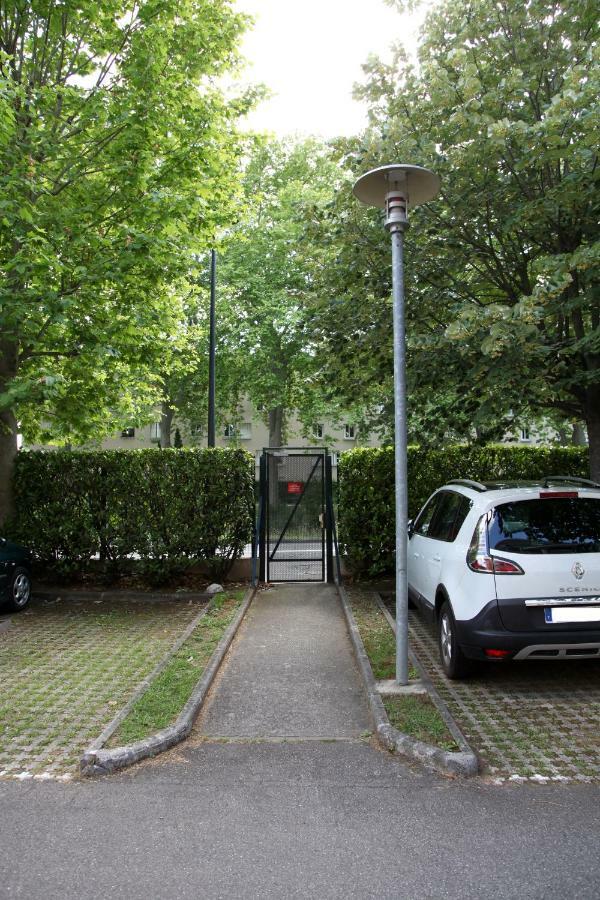 Apartamento Lespinet Toulouse Exterior foto